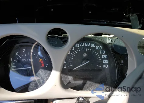 2002 Buick Lesabre Custom z USA, uszkodzony, nr VIN 1G4HP54K524149681